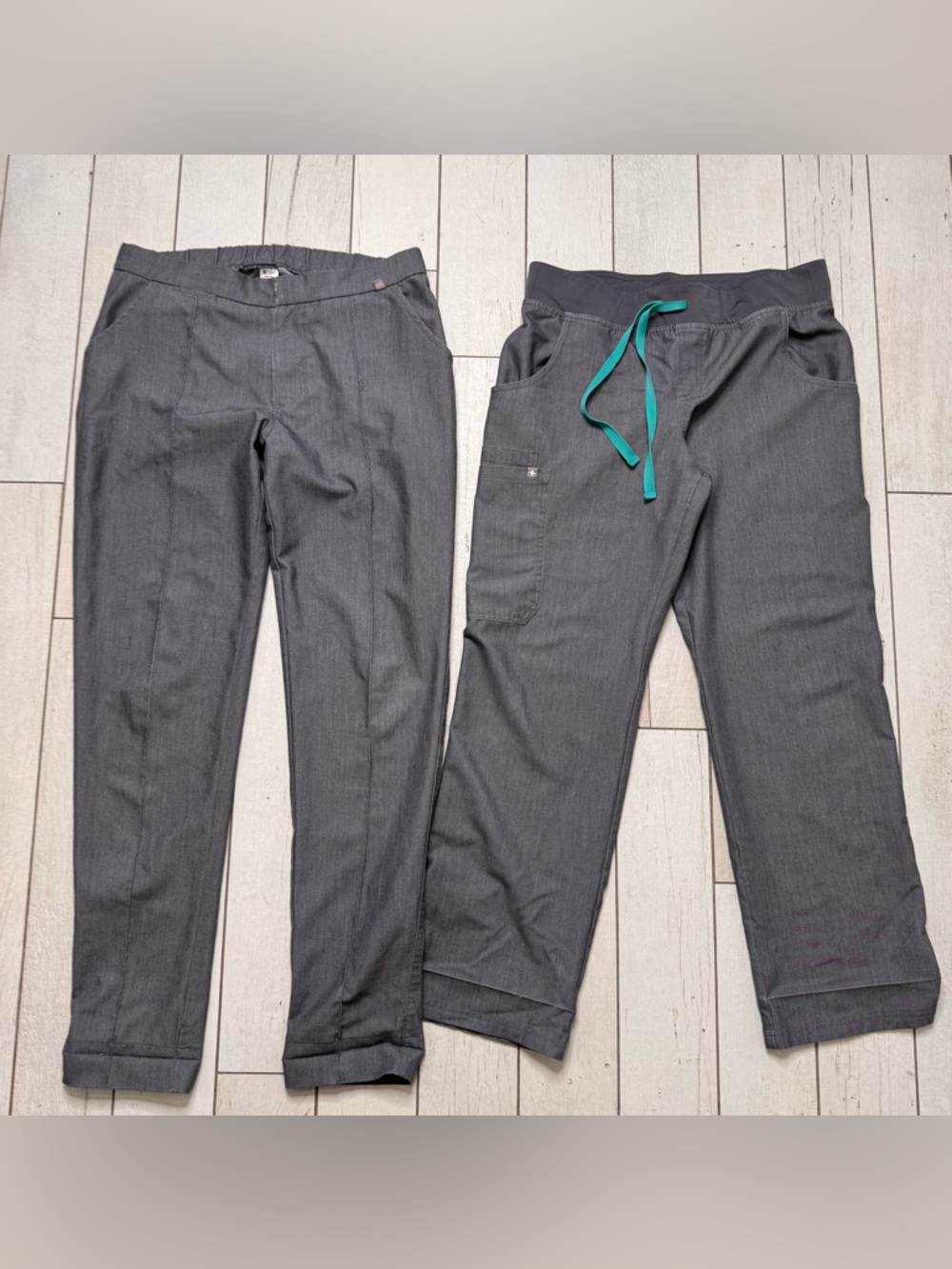 Lot Of 2 Pairs Of Figs Scrubs Pants Women’s Size Small Grey Technical